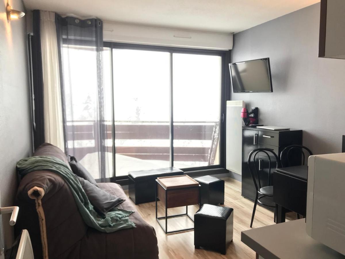 Appartement 4 Personnes Au Pied Des Pistes ลาปีแยร์ แซ็งมาร์แต็ง ภายนอก รูปภาพ